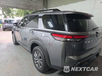 2025 Nissan Pathfinder SV - zdjęcie 2 z 23 - miniatura