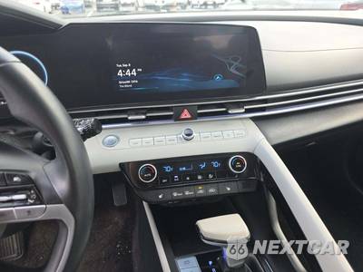 2024 Hyundai Elantra Limited - zdjęcie 10 z 24 - miniatura