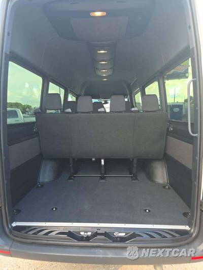 2025 Mercedes-Benz Sprinter 2500 Passenger Van 170.0" WB - zdjęcie 15 z 21 - miniatura