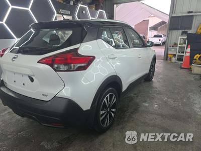 2019 Nissan Kicks SV - zdjęcie 3 z 25 - miniatura