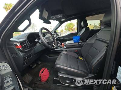 2026 Ford F-150 Raptor Crew Cab Short Bed - zdjęcie 6 z 21 - miniatura