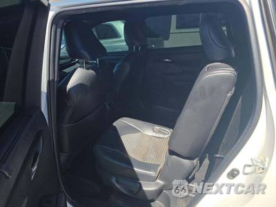 2022 Toyota Highlander XSE - zdjęcie 12 z 23 - miniatura