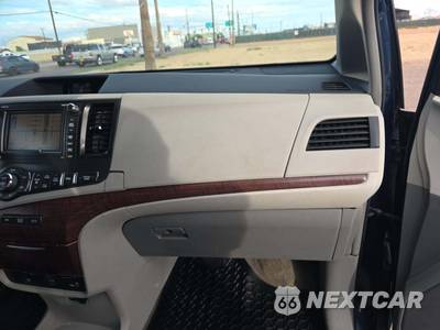 2012 Toyota Sienna Limited 7-Passenger 119.3" WB - zdjęcie 20 z 27 - miniatura