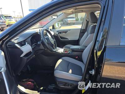 2025 Toyota RAV4 Hybrid XLE - zdjęcie 3 z 21 - miniatura