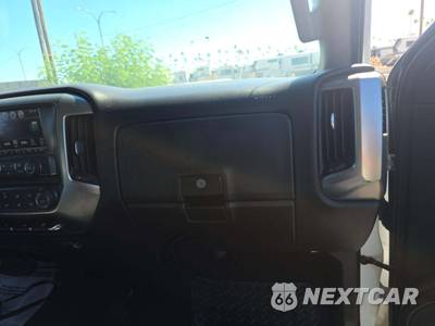 2018 Chevrolet Silverado 2500HD LT Crew Cab Medium Bed 1LT - zdjęcie 19 z 30 - miniatura