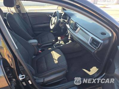2020 Kia Rio 5-Door S Hatchback - zdjęcie 18 z 24 - miniatura