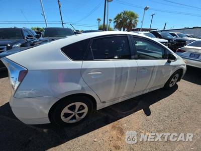 2015 Toyota Prius Three - zdjęcie 4 z 26 - miniatura