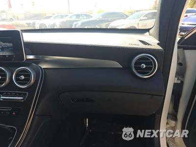 2017 Mercedes-Benz GLC 300 4MATIC - zdjęcie 19 z 20 - miniatura