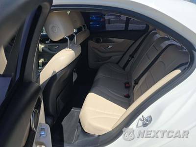 2017 Mercedes-Benz C 300 Sedan - zdjęcie 10 z 19 - miniatura
