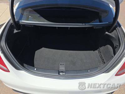 2017 Mercedes-Benz C 300 Sedan - zdjęcie 11 z 19 - miniatura