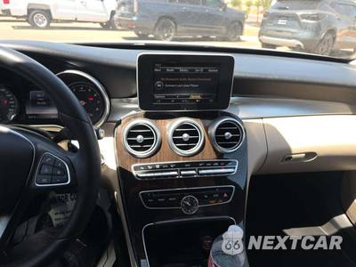 2017 Mercedes-Benz C 300 Sedan - zdjęcie 7 z 19 - miniatura