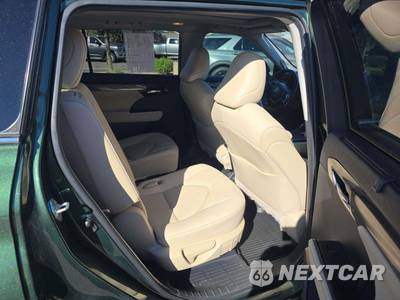 2023 Toyota Highlander Platinum - zdjęcie 14 z 19 - miniatura