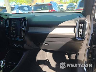 2019 Volvo XC40 T5 Inscription - zdjęcie 19 z 22 - miniatura