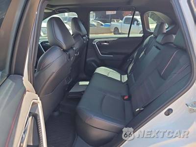 2024 Toyota RAV4 Prime XSE - zdjęcie 13 z 23 - miniatura