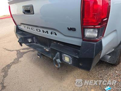 2019 Toyota Tacoma TRD Off-Road Crew Cab Medium Bed - zdjęcie 28 z 30 - miniatura