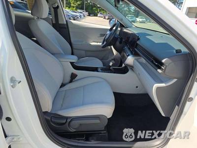 2025 Hyundai Kona SEL - zdjęcie 18 z 23 - miniatura