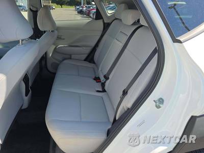 2025 Hyundai Kona SEL - zdjęcie 13 z 23 - miniatura