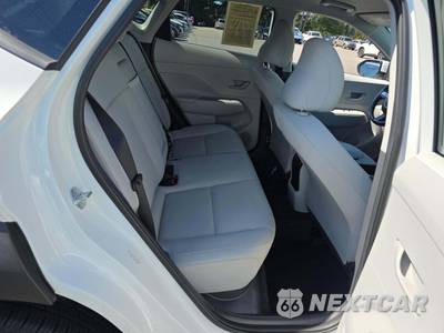 2025 Hyundai Kona SEL - zdjęcie 16 z 23 - miniatura