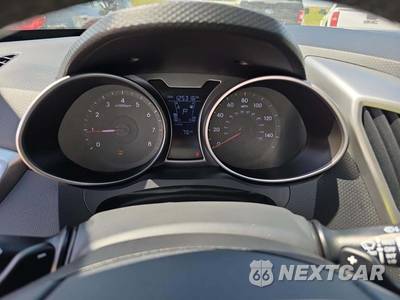 2016 Hyundai Veloster - zdjęcie 9 z 27 - miniatura