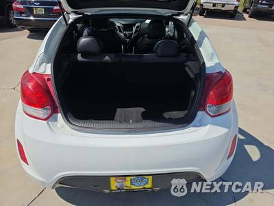 2016 Hyundai Veloster - zdjęcie 14 z 27 - miniatura