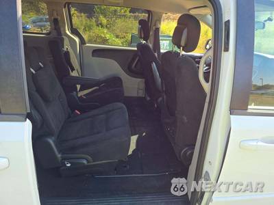 2016 Dodge Grand Caravan SXT 121.2" WB - zdjęcie 17 z 34 - miniatura
