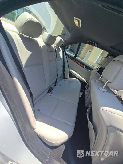 2011 Mercedes-Benz C 300 - zdjęcie 13 z 25 - miniatura