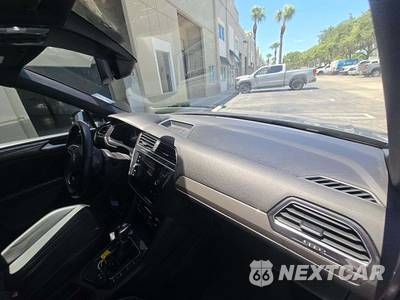 2023 Volkswagen Tiguan SE R-Line Black - zdjęcie 17 z 20 - miniatura