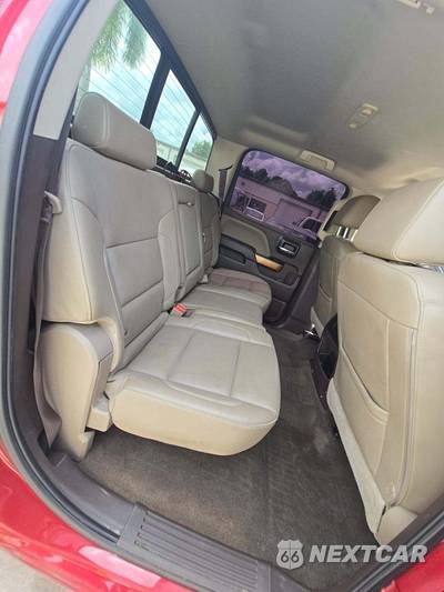 2018 Chevrolet Silverado 1500 LTZ Crew Cab Short Bed 1LZ - zdjęcie 16 z 34 - miniatura