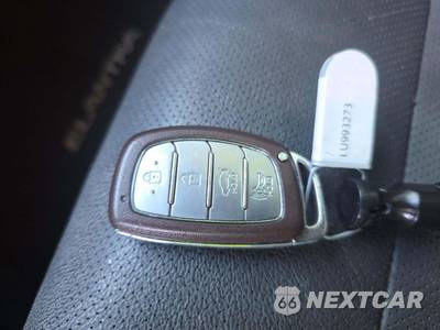 2020 Hyundai Elantra Sport Sedan - zdjęcie 8 z 21 - miniatura
