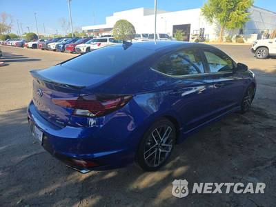2020 Hyundai Elantra Sport Sedan - zdjęcie 3 z 21 - miniatura