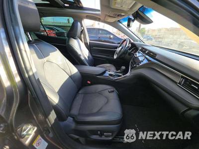 2019 Toyota Camry XSE - zdjęcie 18 z 24 - miniatura