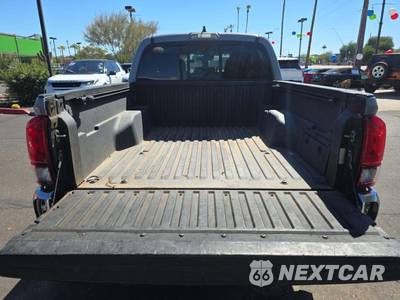 2021 Toyota Tacoma SR5 Crew Cab Medium Bed - zdjęcie 14 z 23 - miniatura