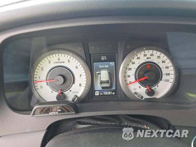 2015 Toyota Sienna SE Premium 8-Passenger 119.3" WB - zdjęcie 9 z 22 - miniatura