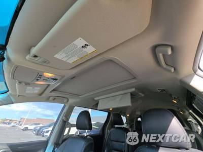2015 Toyota Sienna SE Premium 8-Passenger 119.3" WB - zdjęcie 11 z 22 - miniatura