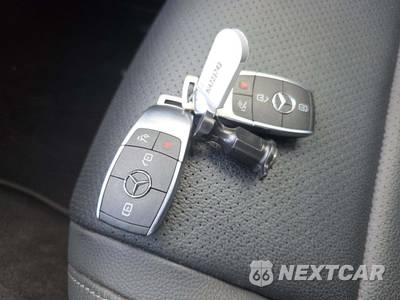 2022 Mercedes-Benz GLE 350 4MATIC - zdjęcie 8 z 21 - miniatura