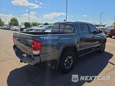 2016 Toyota Tacoma TRD Off-Road Crew Cab Medium Bed - zdjęcie 3 z 27 - miniatura