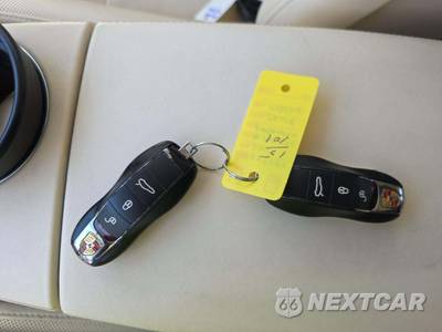 2016 Porsche Panamera 4S - zdjęcie 8 z 23 - miniatura