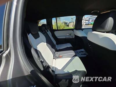2022 Mercedes-Benz GLB 250 4MATIC - zdjęcie 16 z 21 - miniatura