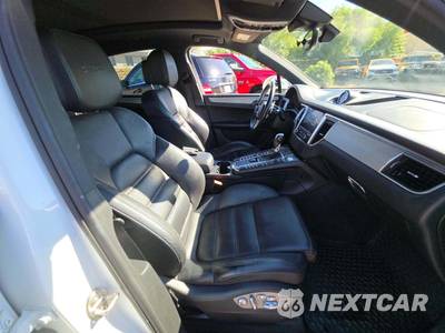 2017 Porsche Macan GTS - zdjęcie 18 z 20 - miniatura
