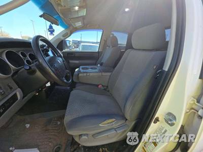 2012 Toyota Tundra Extended Cab Medium Bed - zdjęcie 6 z 20 - miniatura