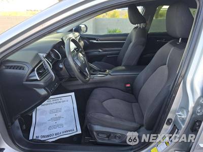 2021 Toyota Camry LE - zdjęcie 6 z 25 - miniatura