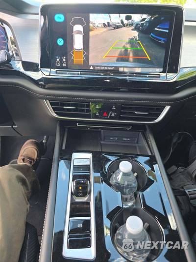 2024 Volkswagen Atlas Cross Sport 2.0T SE w/Technology - zdjęcie 10 z 22 - miniatura