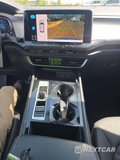 2025 Volkswagen Atlas Cross Sport 2.0T SE w/Technology - zdjęcie 7 z 22 - miniatura