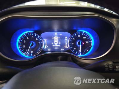 2023 Chrysler Pacifica Touring L 121.6" WB - zdjęcie 9 z 26 - miniatura