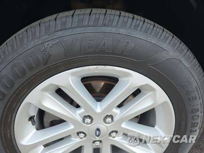 2017 Ford Explorer - zdjęcie 24 z 27 - miniatura