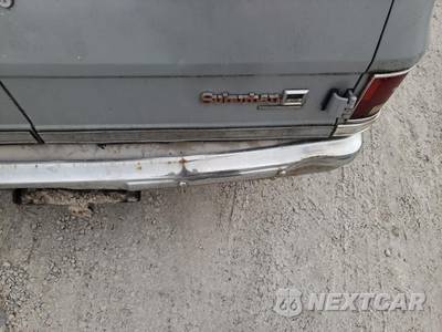1988 GMC Suburban Base - zdjęcie 9 z 9 - miniatura