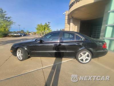 2009 Mercedes-Benz E-Class Sedan E 350 4MATIC - zdjęcie 5 z 46 - miniatura