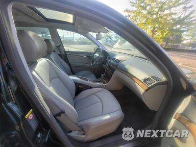 2009 Mercedes-Benz E-Class Sedan E 350 4MATIC - zdjęcie 20 z 46 - miniatura