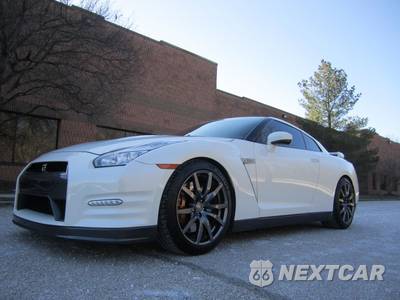 2015 Nissan GT-R Premium - zdjęcie 31 z 90 - miniatura