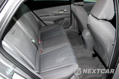 2021 Hyundai Elantra SE - zdjęcie 23 z 25 - miniatura